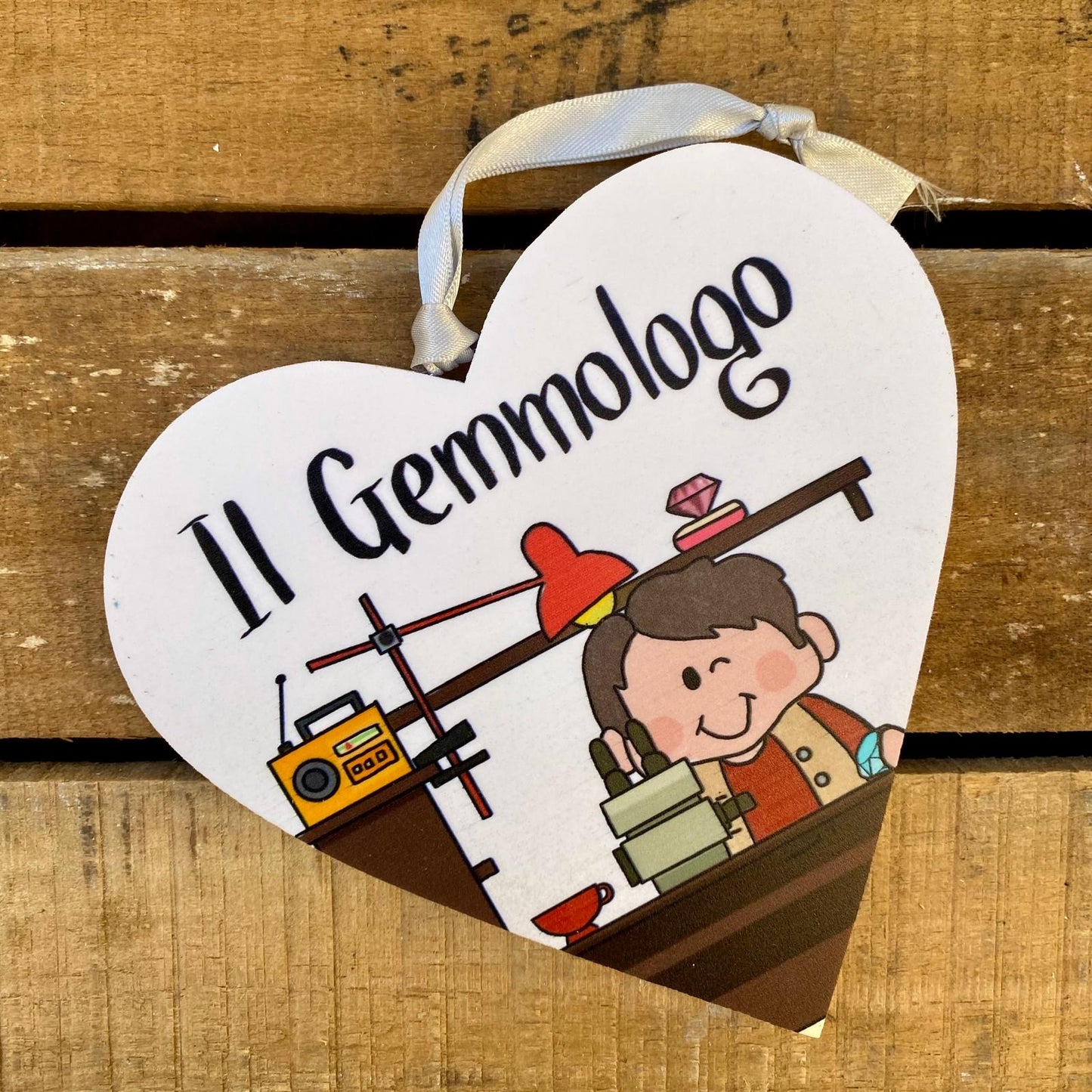 LA GEMMOLOGA - IL GEMMOLOGO